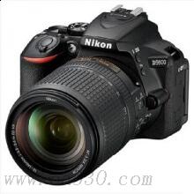 尼康 D5600 单反相机 （18-140mm镜头+64G卡+包）